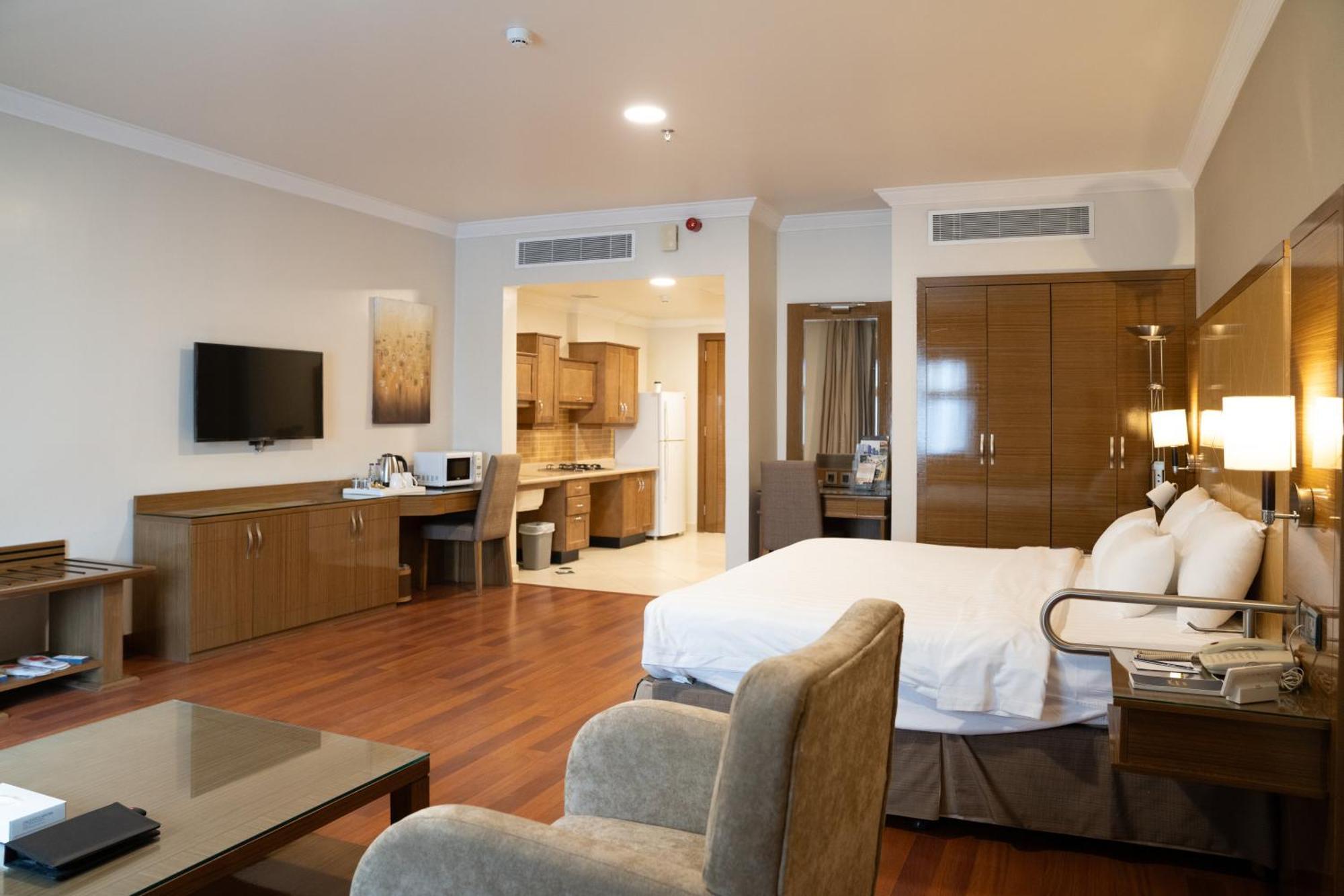 Golden Tulip Hotel Buraidah Al Qassim Экстерьер фото
