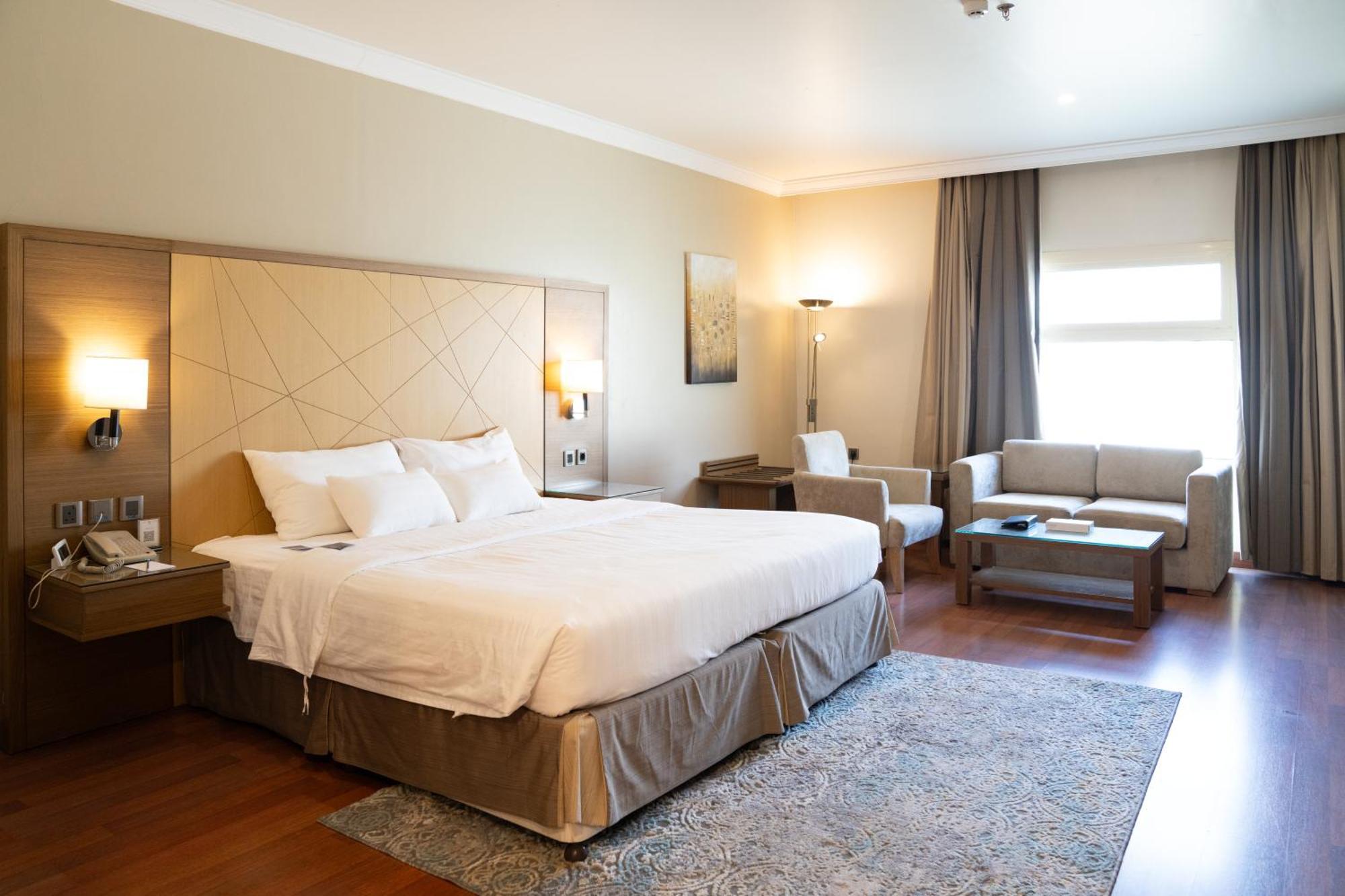Golden Tulip Hotel Buraidah Al Qassim Экстерьер фото